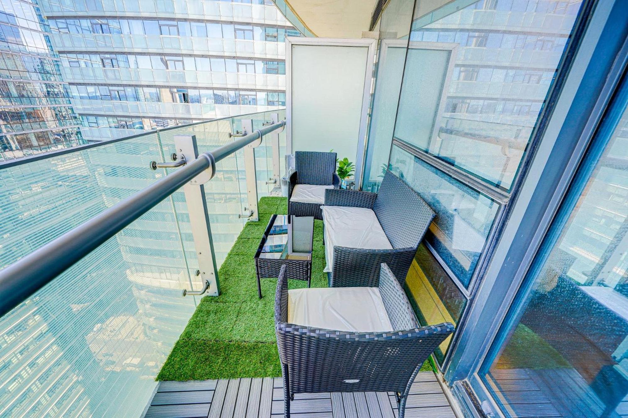 Skytree - Modern Rusty Condo Close To Union Station In Heart Of Downtown Toronto Exterior foto